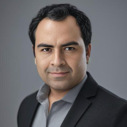 Dr. LUIS MIGUEL PERALTA CARMELINO