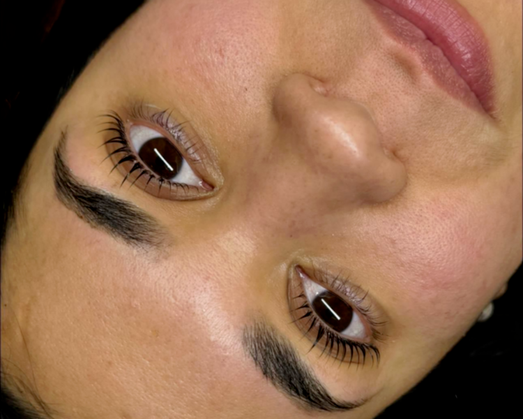 Lifting de pestañas PRO + Diseño y sombreado con Henna