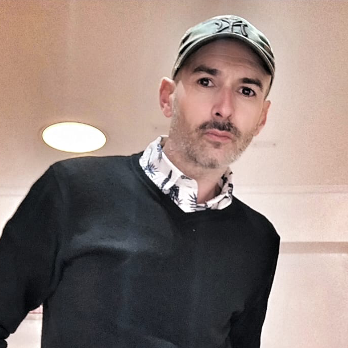 Estilista - Rafael Sierra