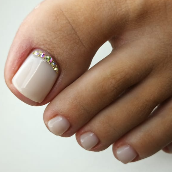 SEMI PERMANENTE EN PIES