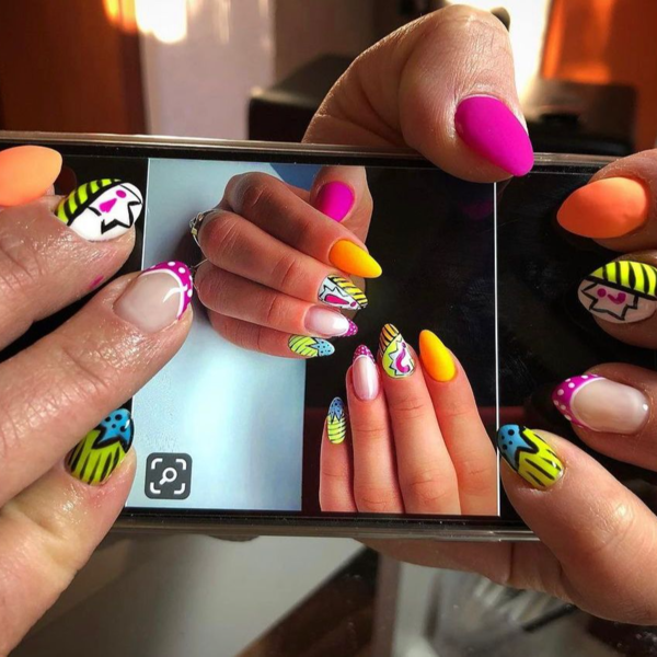 Manicuria con kapping + semipermanente