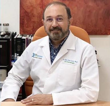 Dr. Carlos Javier 
