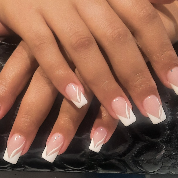 Taller de Manicure y Pedicure Acrílicas 
