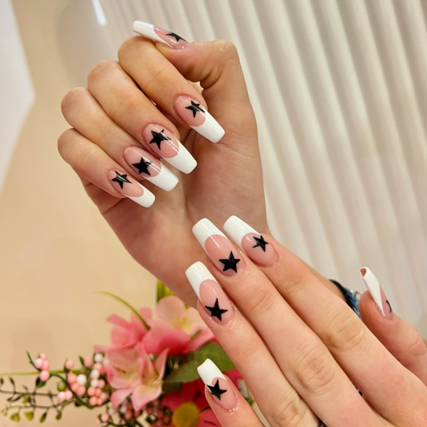 Uñas acrílicas o PolyGel #4