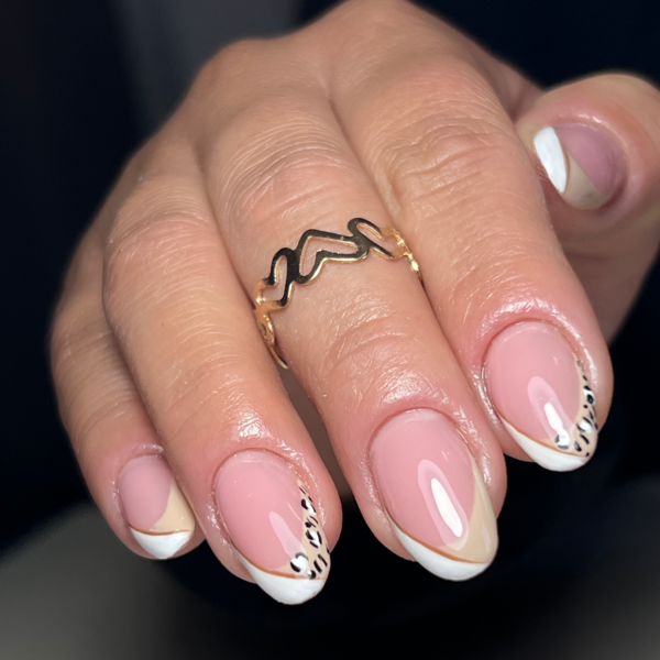 Extensión en Polygel (Dependiendo del largo puede variar su valor).