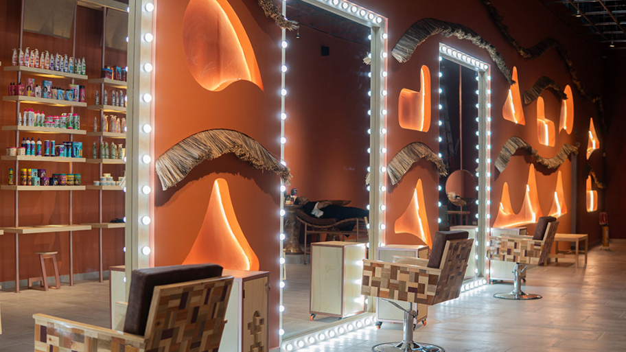 Plaza Fabricato - Bello interior