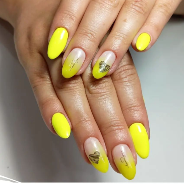 Uñas Poligel con tips