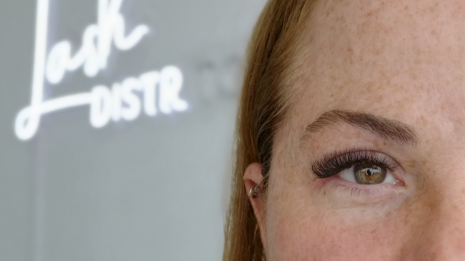 Lash Lovers by YamiS interior