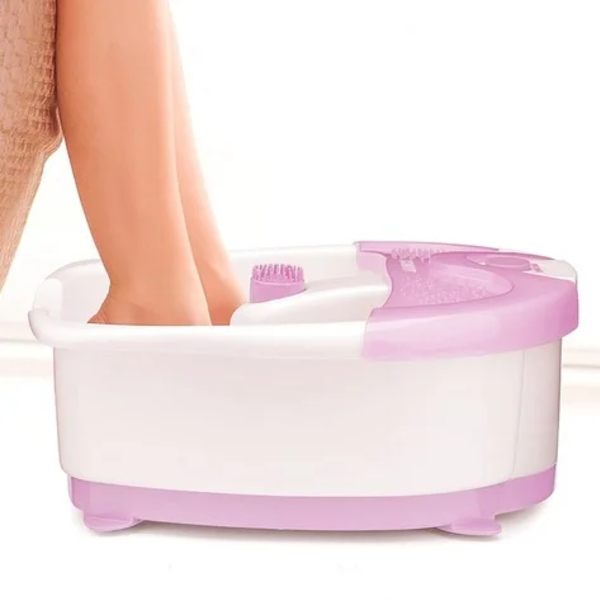 Pedicuria Completa, incluye esmaltado semi o común (liso)