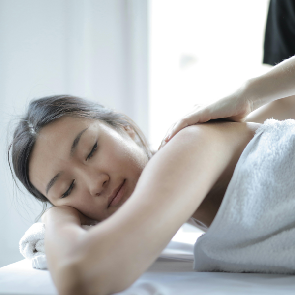 Masaje Relajación/Descontracturante (Espalda y cuello)