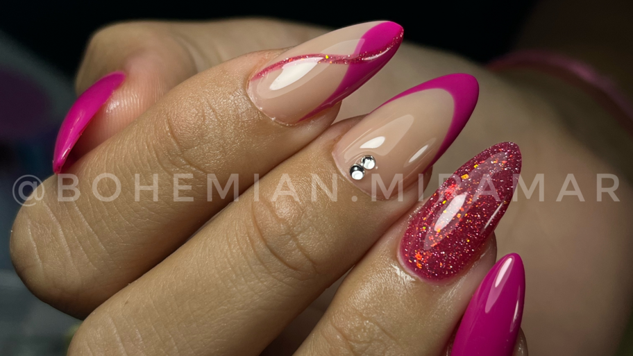 𝕭𝖔𝖍𝖊𝖒𝖎𝖆𝖓 𝕹𝖆𝖎𝖑𝖘: Manicura interior