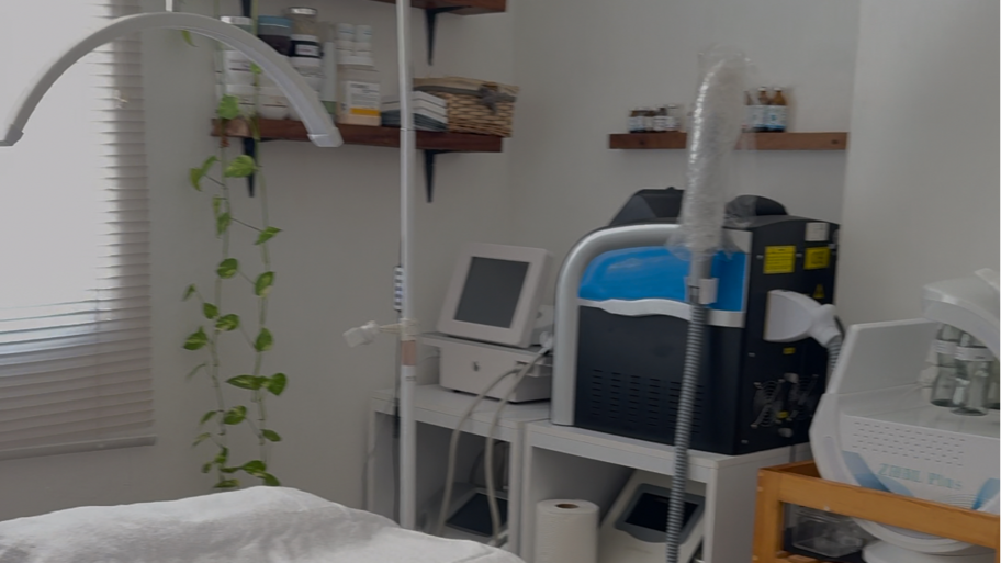 Altaira Diaz interior