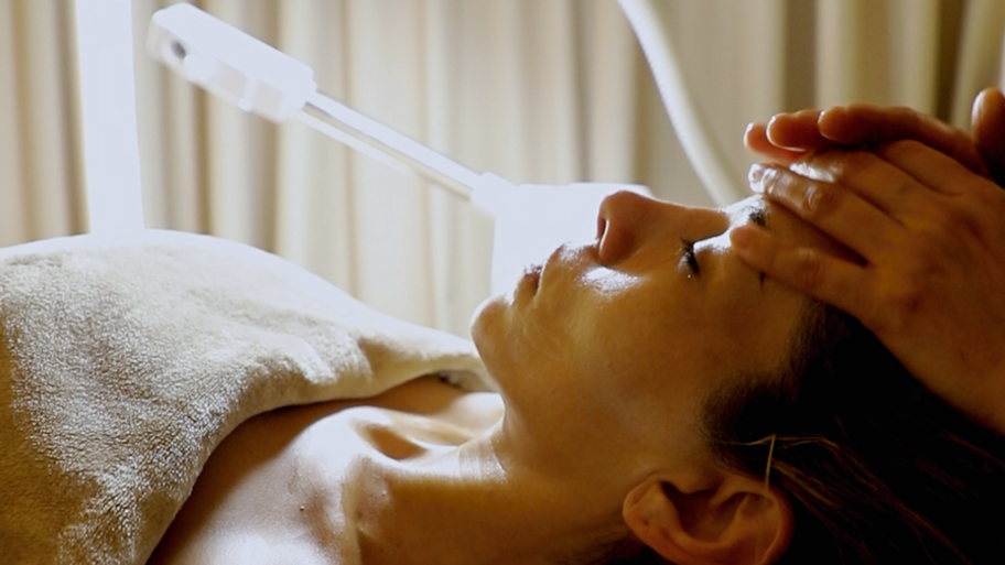 Amanda Peuri The Skin Studio banner