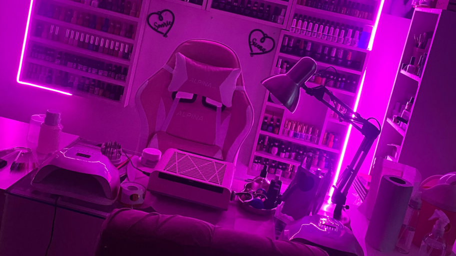 Nails Artist Yamila Ramirez banner