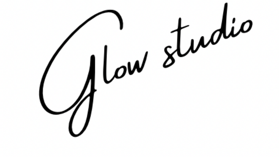 Glow nails studio  banner