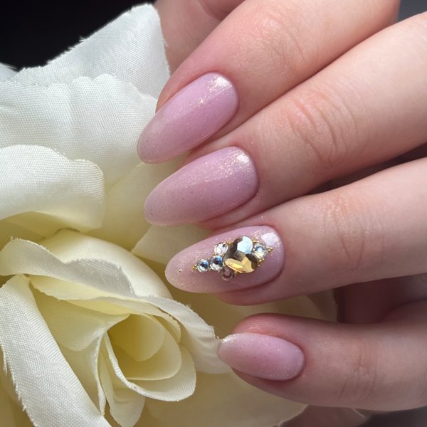 Esmaltado Perm. 1 color + Capping de Gel 
