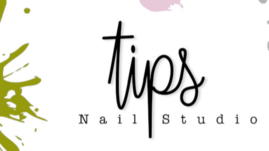 Tips Nail Studio interior