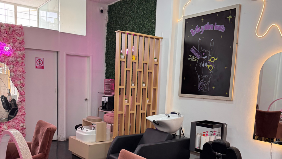 Mima-T Studio Spa banner