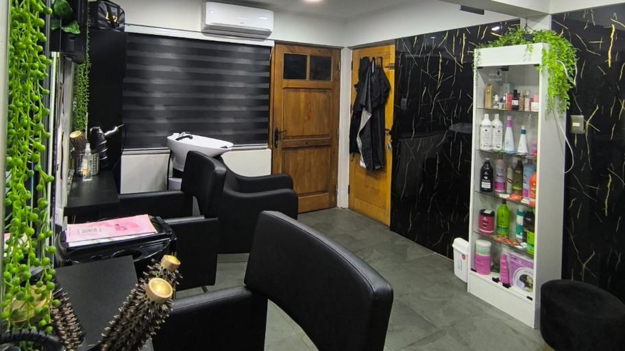 Yuliana Urdaneta interior
