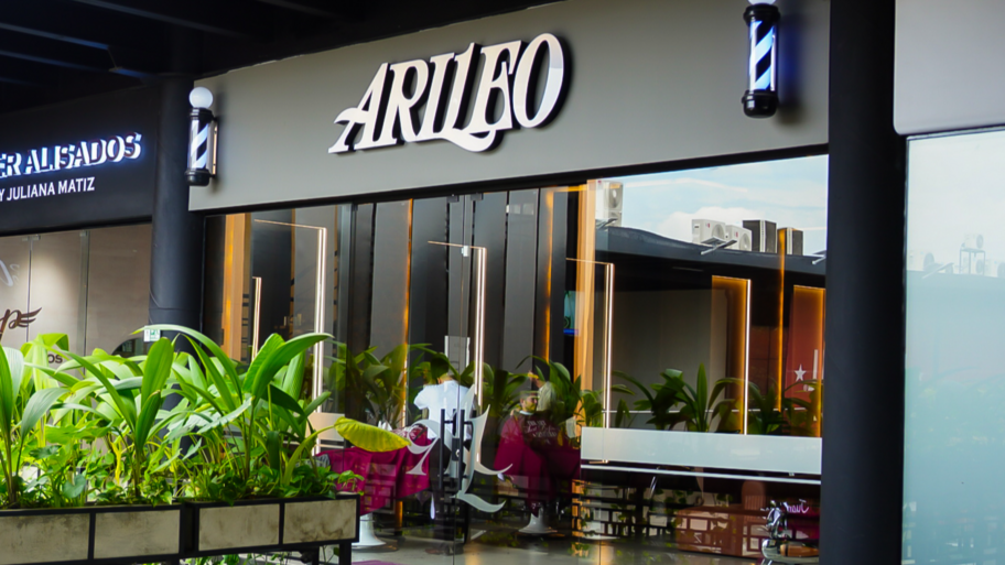 ARILEO BARBER interior