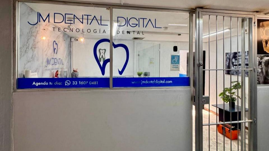 JM DENTAL LAPIZLAZULI interior