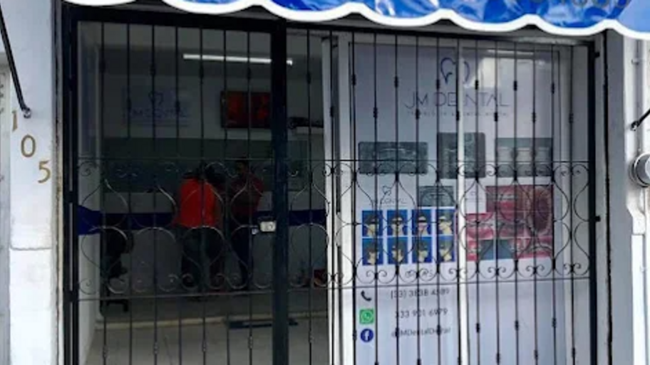 JM DENTAL TLAQUEPAQUE  interior