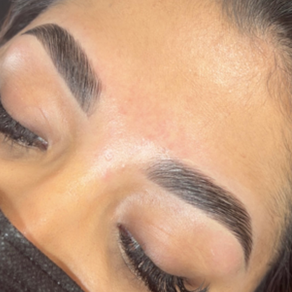 Perfect brows (laminado, diseño de ceja + henna)