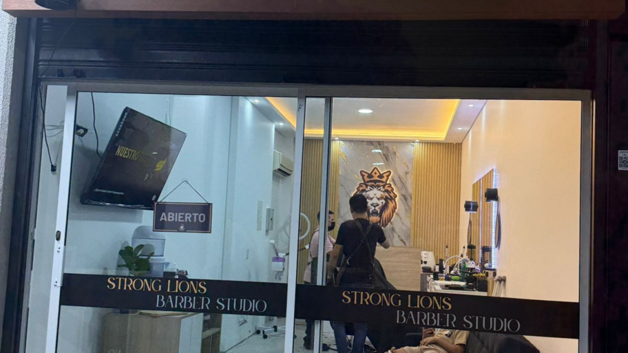 Strong Lions Barber Studio interior
