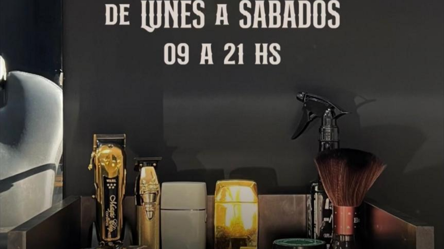 BARBER CLUB PINATTI interior