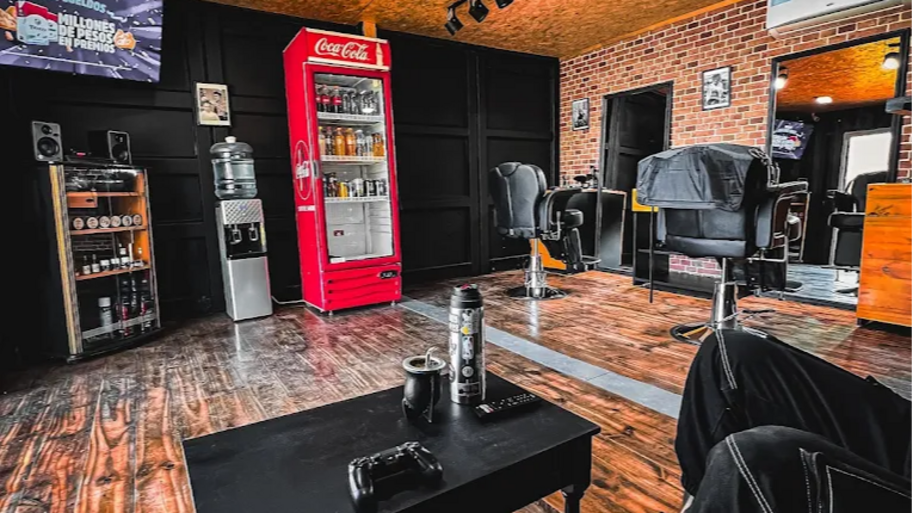 LORD BARBER CLUB  banner