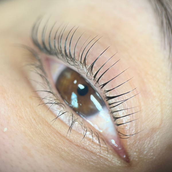 Lifting de pestañas con Keratina + Botox