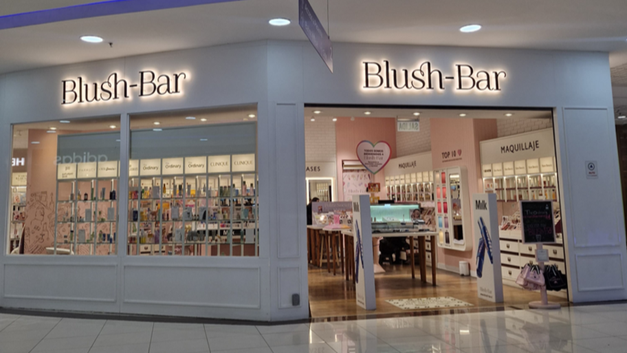 Blush-Bar banner