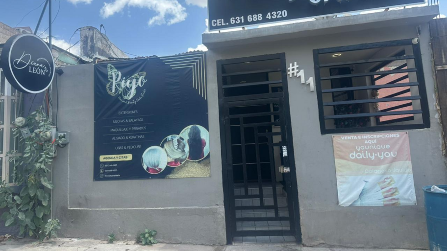 RIYO SALON BY DIANA LEON interior