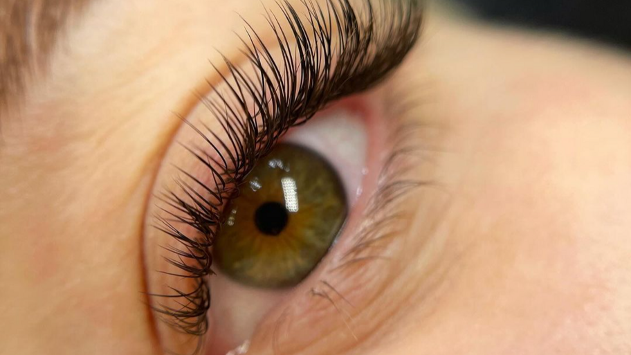 Micalashbrows  banner