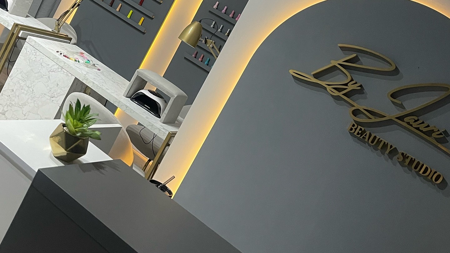 By Jauri y Pretty Nails banner