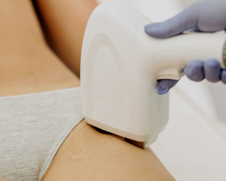 2x1 Cavado bikini + Tira de Cola