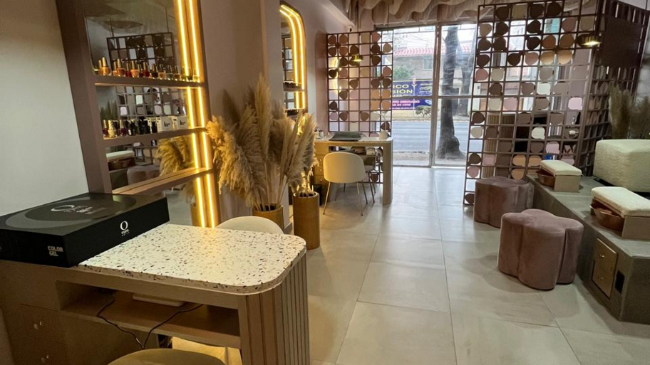 Charm Nails Studio interior