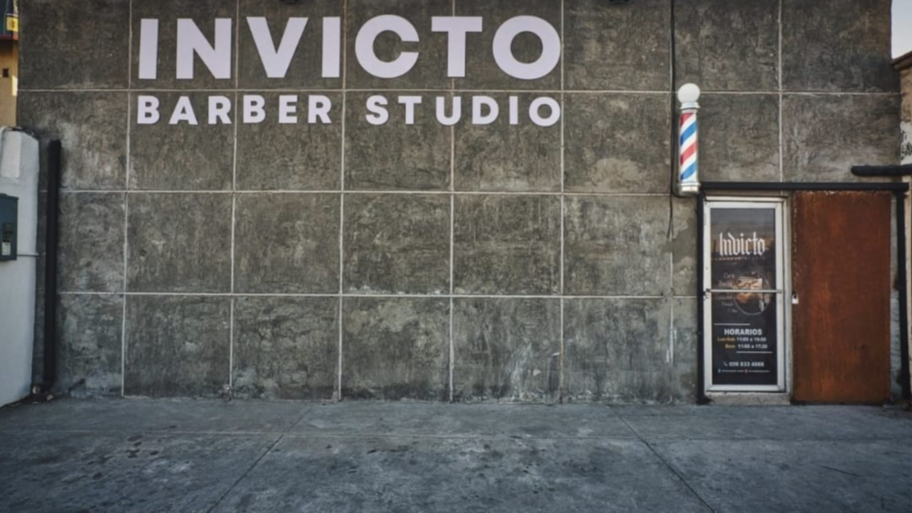 INVICTO BARBER STUDIO banner