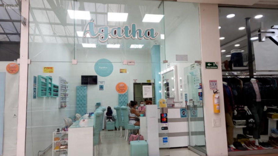 AGATHA SPA interior