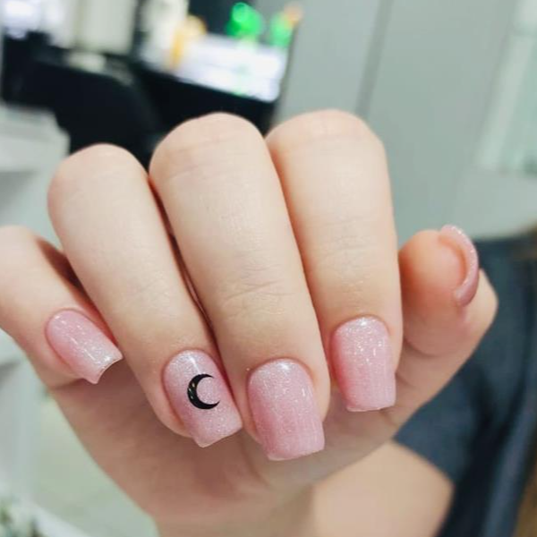 Extensión de Uñas 