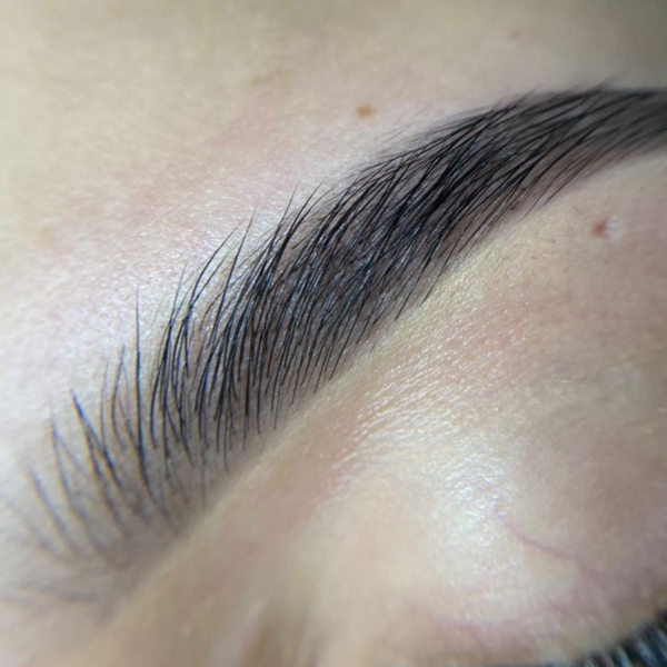 Diseño✍️ y Perfilado de Cejas+ Tintura + Mascarilla de Colágeno