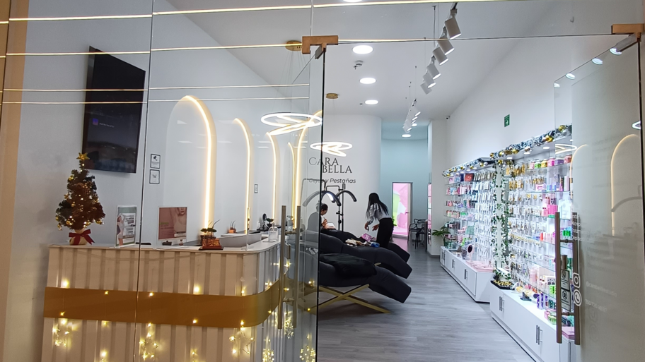 Cara Bella Cejas y Pestañas banner