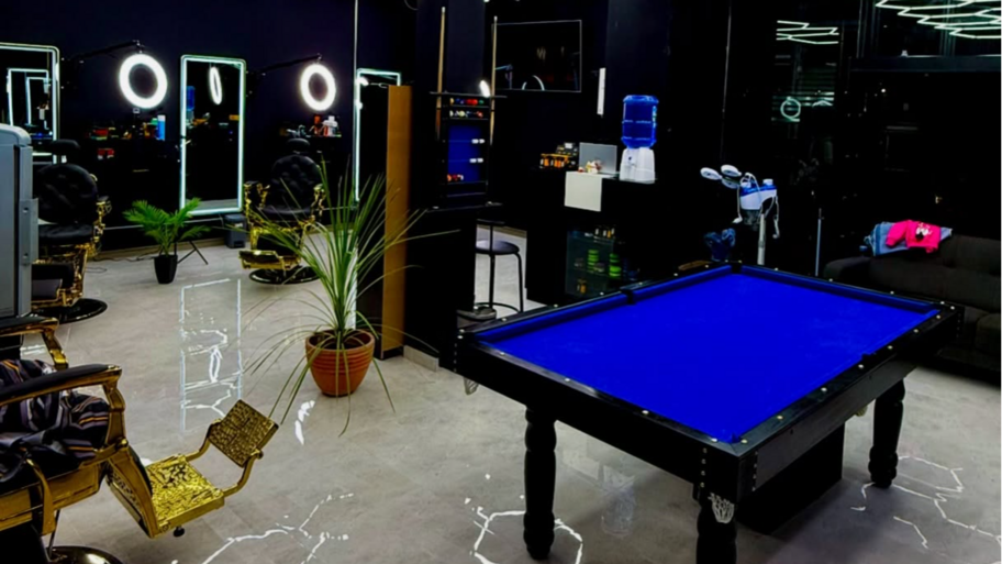  Kingdom Barber Lounge banner