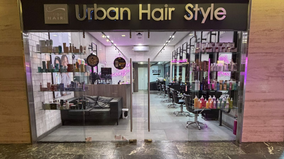 Urban Hair POLANCO (Miyana) interior