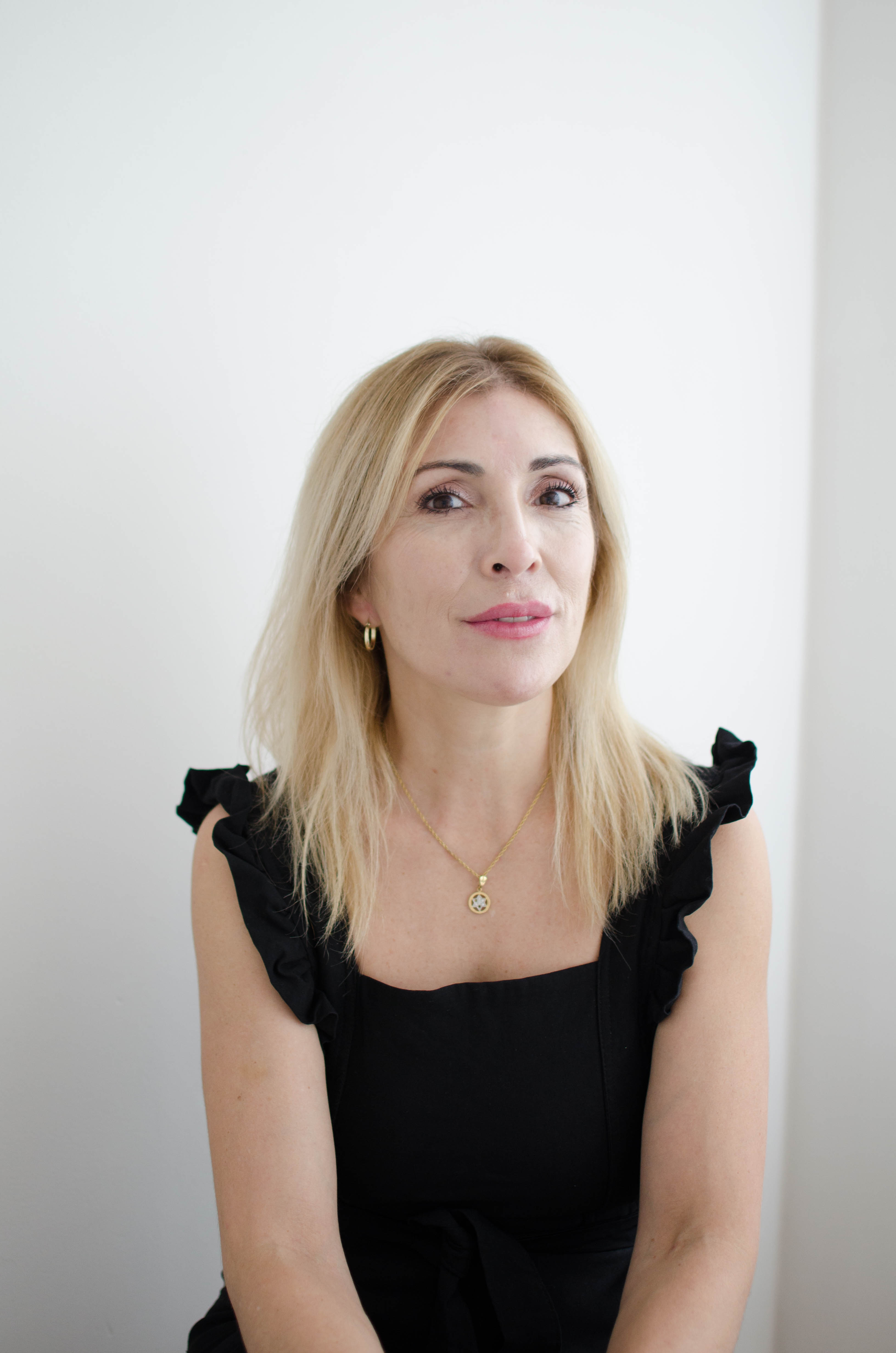 Marisel - Dermatocosmiatra