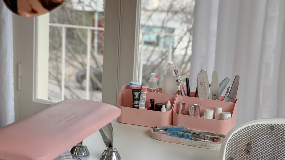 Rugiada Nails  interior