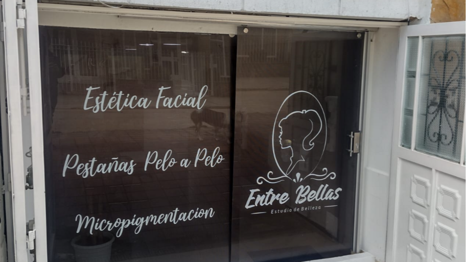 ENTRE BELLAS GALERIAS interior