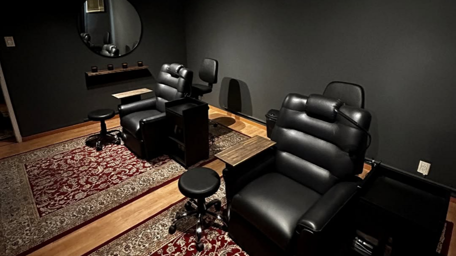 Piso H Masculino interior