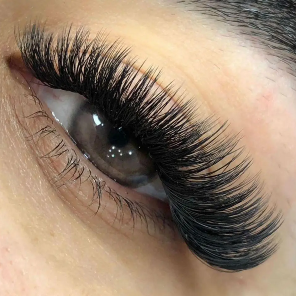 - Pestañas mega volumen 