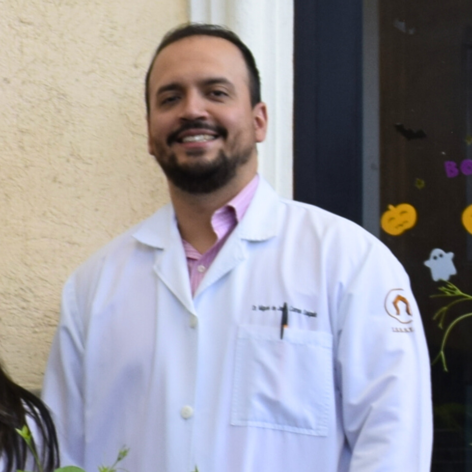 el Psiquiatra Miguel Correa